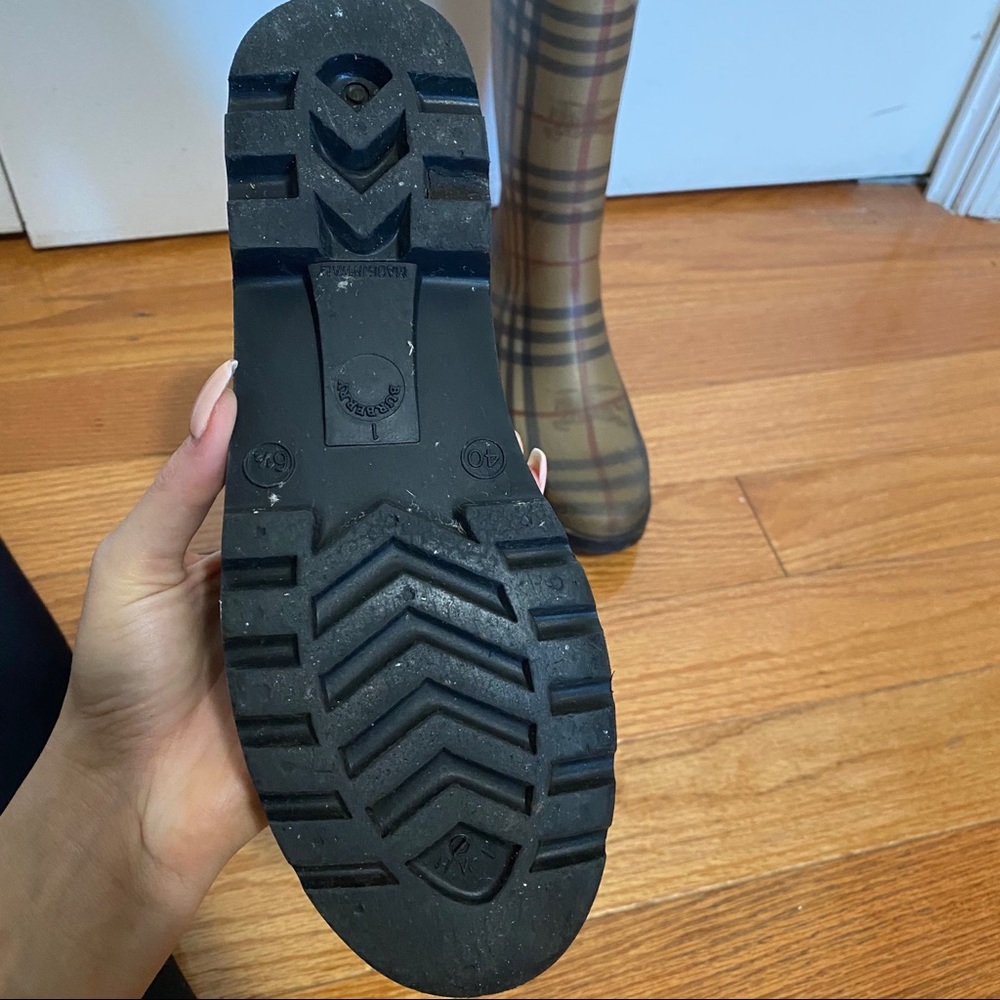 Burberry Rain Boots - Picture 7 of 9